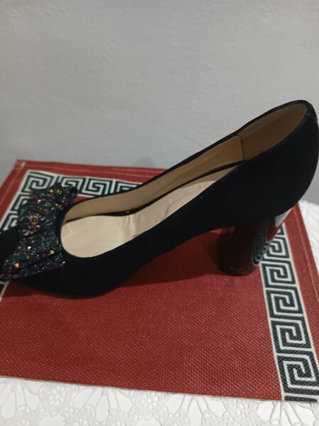 Pantofi dama de ocazie